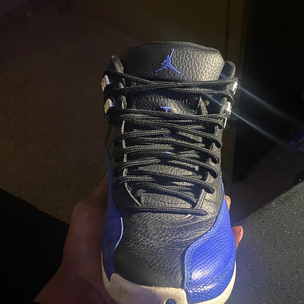 2022
Wmns Air Jordan 12 Retro 'Hyper Royal'